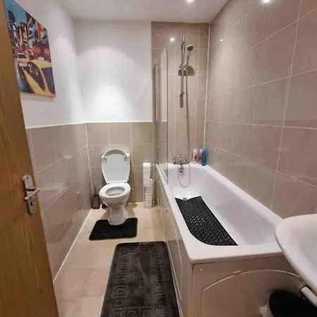 Appartamento Bright And Cosy 1 Bed Flat Next To Tower Bridge Londra Esterno foto