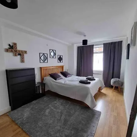 Appartamento Bright And Cosy 1 Bed Flat Next To Tower Bridge Londra Esterno foto
